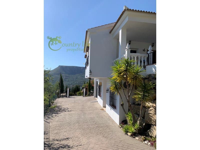 4 soverom Villa til salgs i Alcaucin - € 369 000 (Ref: 8595514)