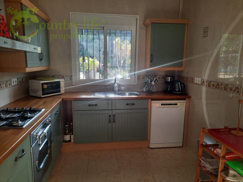 4 soverom Villa til salgs i Alcaucin - € 369 000 (Ref: 8595514)