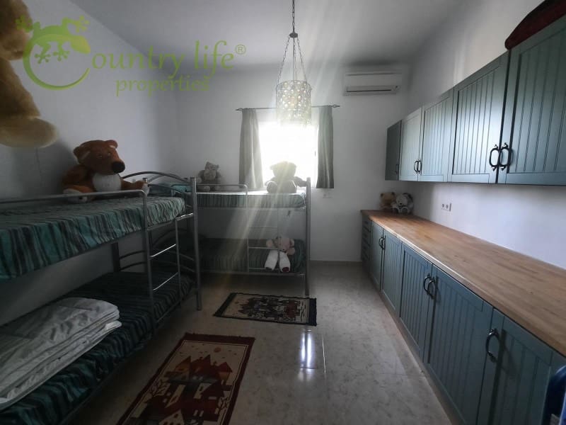 4 soverom Villa til salgs i Alcaucin - € 369 000 (Ref: 8595514)