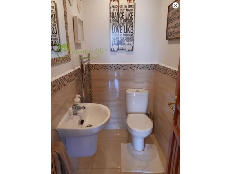 5 bedroom Villa for sale in Iznate - € 545,000 (Ref: 8708215)