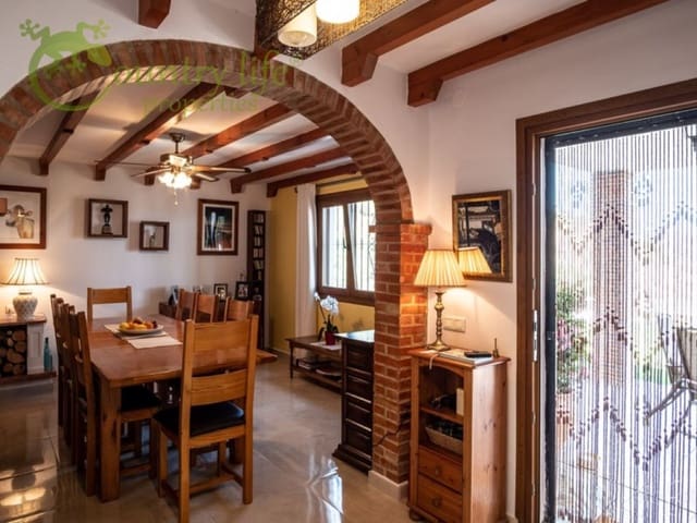 5 sypialnia Willa na sprzedaż w Iznate - 545 000 € (Ref: 8708215)