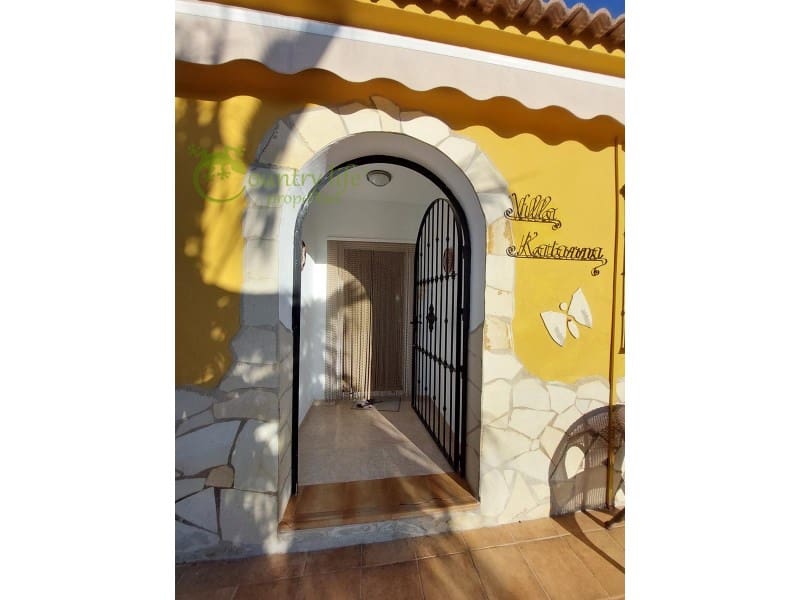 2 chambre Villa/Maison à vendre à Alcaucin - 285 000 € (Ref: 8737897)