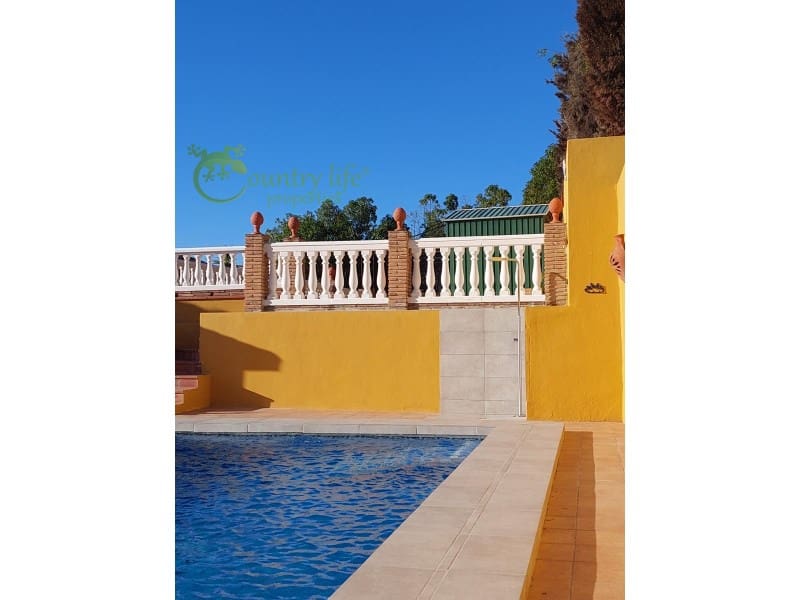 2 chambre Villa/Maison à vendre à Alcaucin - 285 000 € (Ref: 8737897)