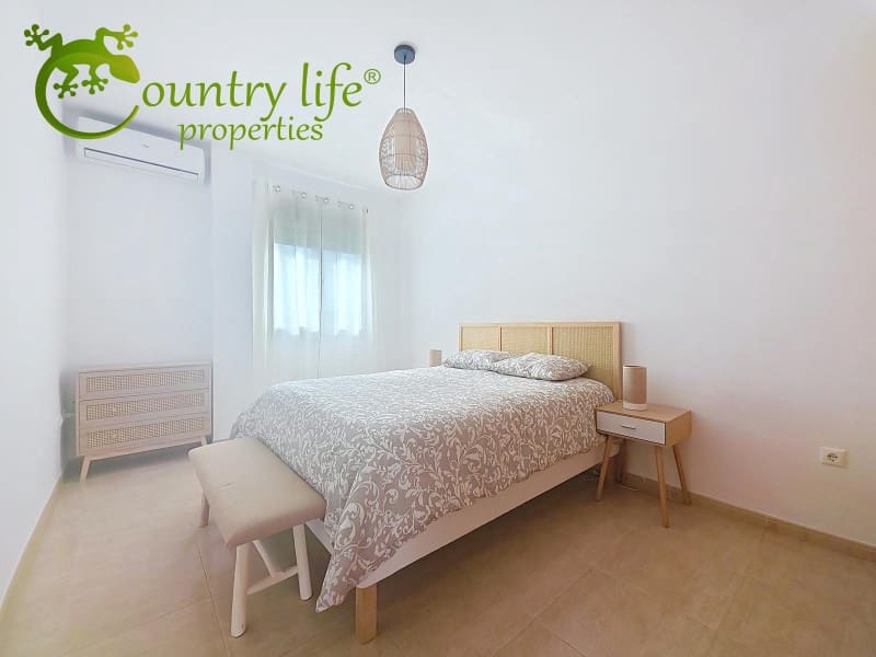 2 bedroom Apartment for sale in Alcaucin - € 169,000 (Ref: 8813995)