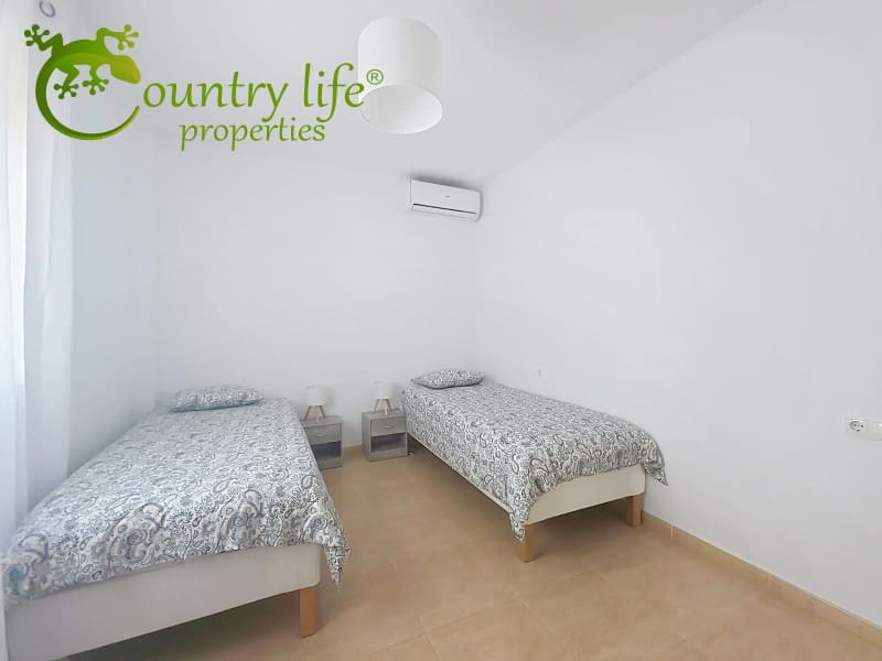 2 bedroom Apartment for sale in Alcaucin - € 169,000 (Ref: 8813995)