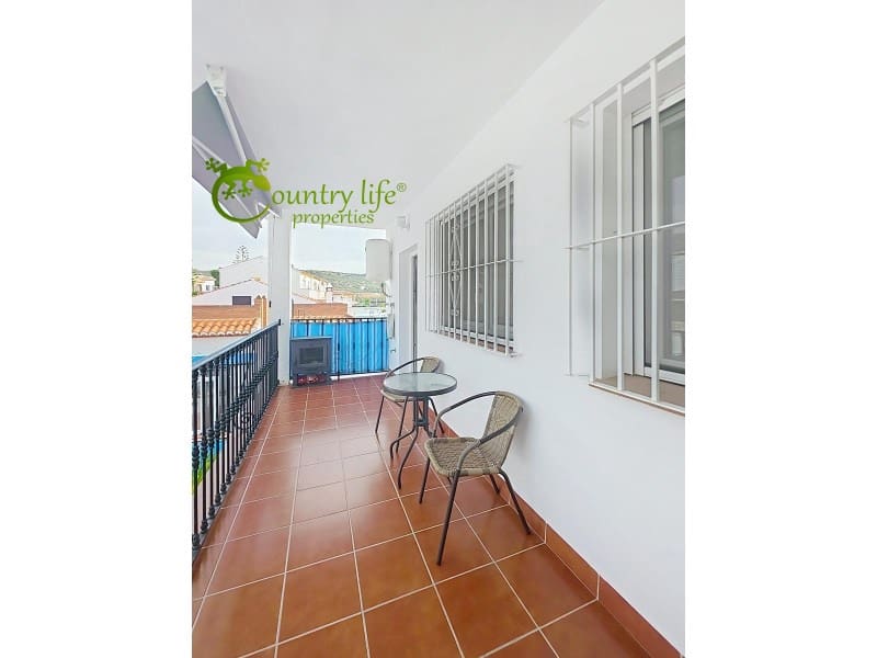 2 bedroom Apartment for sale in Alcaucin - € 169,000 (Ref: 8813995)