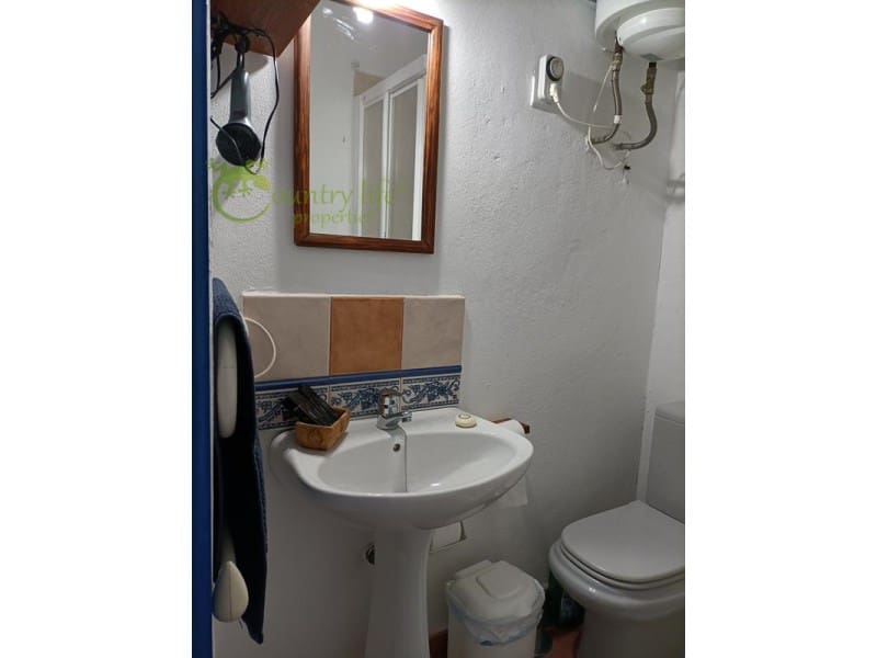 6 soveværelse Finca/Landehus til salg i Comares - € 324.500 (Ref: 8889308)