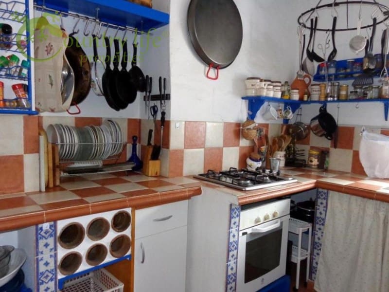 6 soveværelse Finca/Landehus til salg i Comares - € 324.500 (Ref: 8889308)