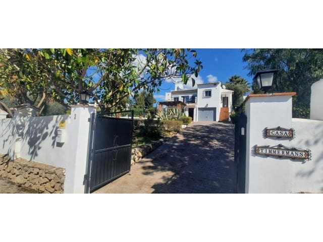 4 Zimmer Villa zu verkaufen in Viñuela - 395.000 € (Ref: 8893478)