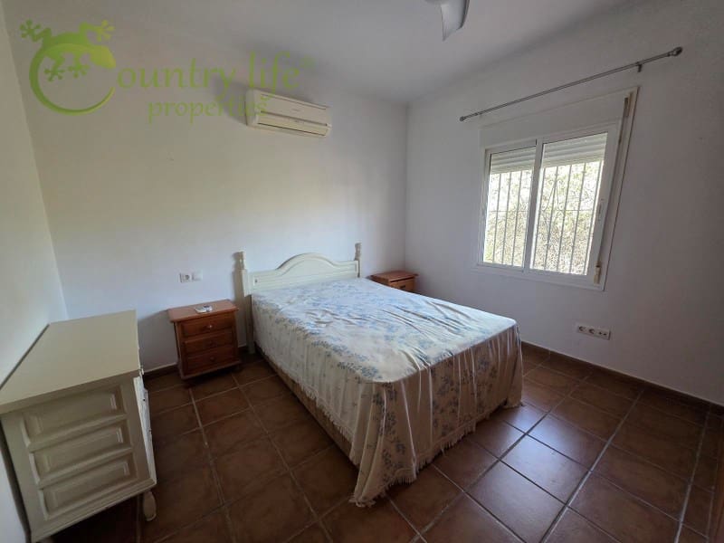 2 sypialnia Willa na sprzedaż w Alcaucin - 245 000 € (Ref: 8915650)