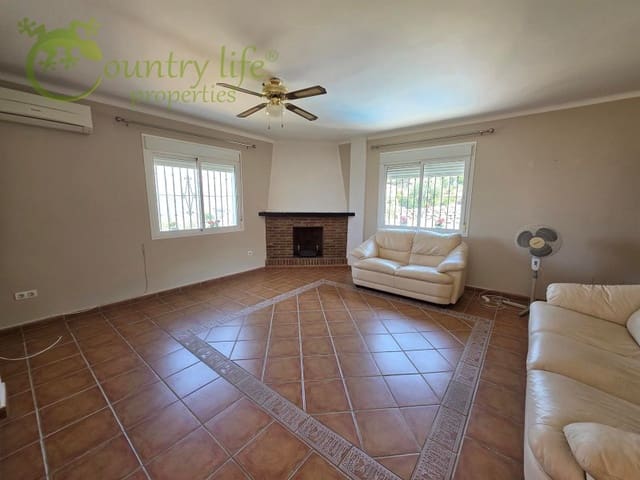 2 sypialnia Willa na sprzedaż w Alcaucín - 245 000 € (Ref: 8915650)