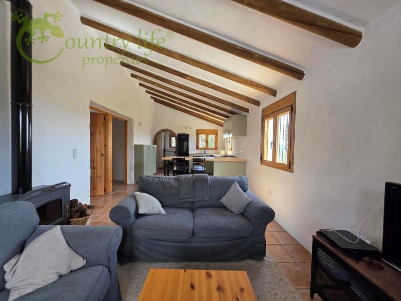 2 slaapkamer Villa te koop in Canillas de Aceituno - € 229.000 (Ref: 8979676)