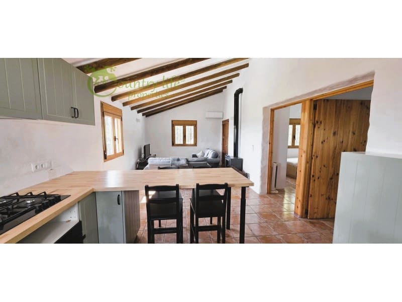 2 slaapkamer Villa te koop in Canillas de Aceituno - € 229.000 (Ref: 8979676)