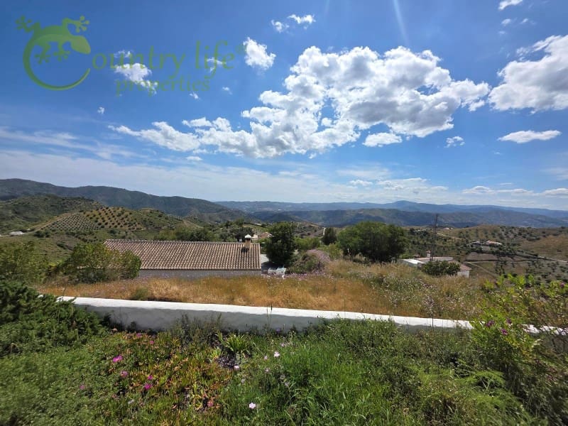 2 slaapkamer Villa te koop in Canillas de Aceituno - € 229.000 (Ref: 8979676)