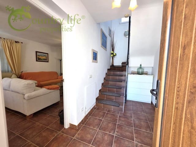 4 sypialnia Willa na sprzedaż w Alcaucín - 335 000 € (Ref: 9020940)