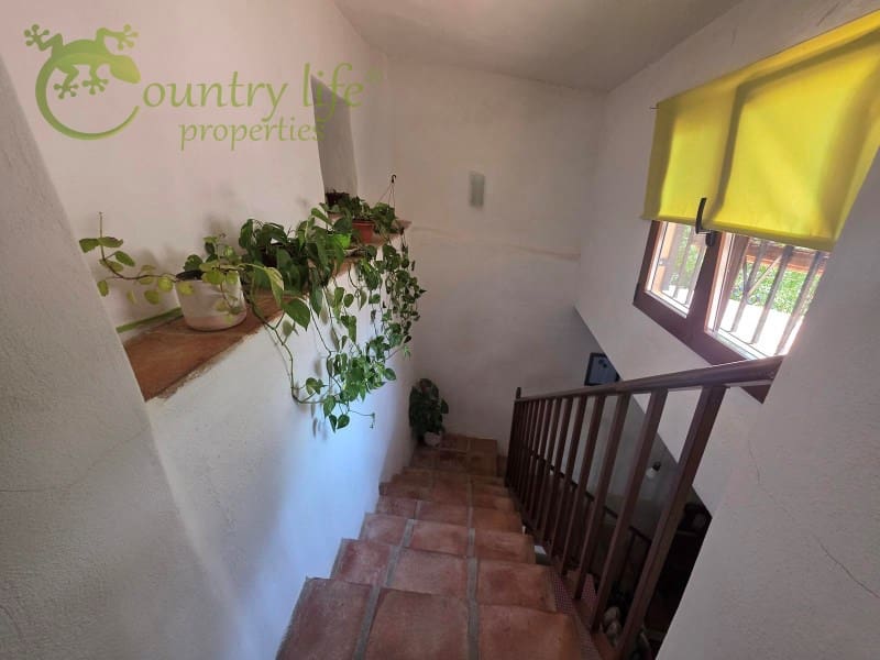 5 bedroom Finca/Country House for sale in Periana - € 395,000 (Ref: 9106777)