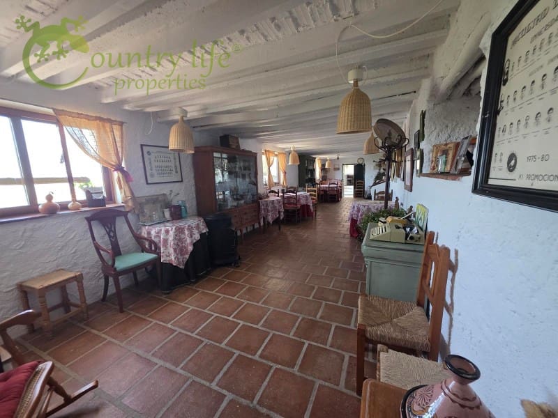 5 bedroom Finca/Country House for sale in Periana - € 395,000 (Ref: 9106777)
