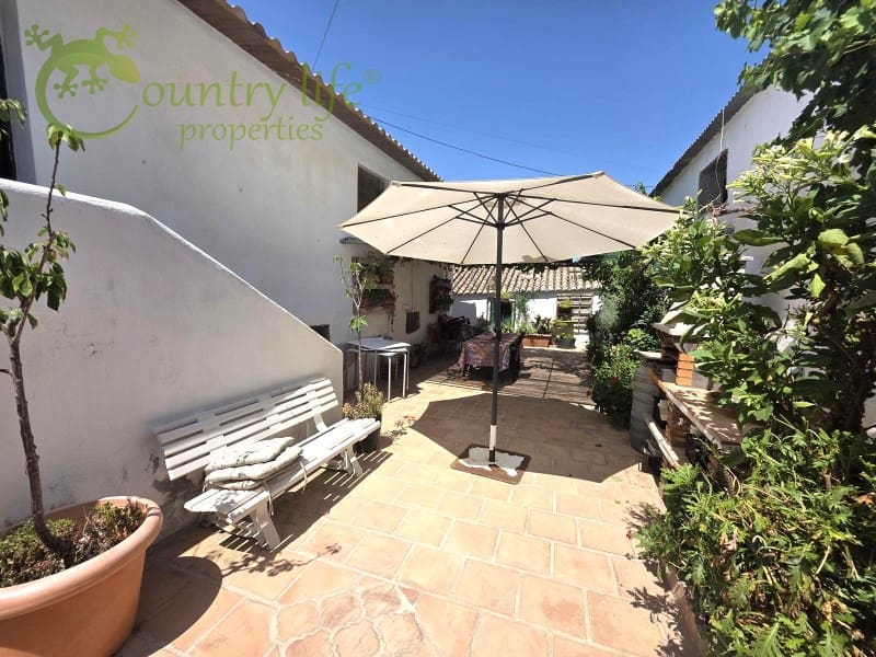 5 bedroom Finca/Country House for sale in Periana - € 395,000 (Ref: 9106777)