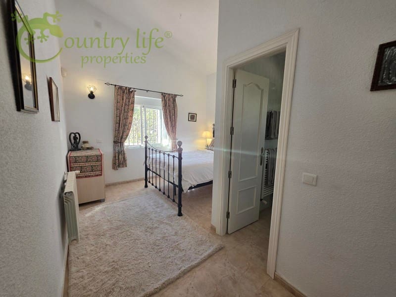 3 soveværelse Villa til salg i Vinuela - € 559.000 (Ref: 9118971)