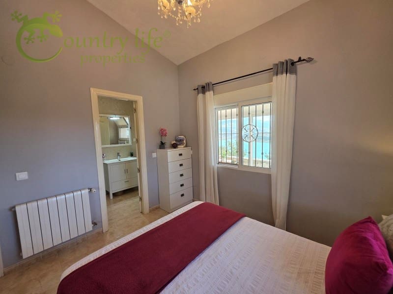 3 soveværelse Villa til salg i Vinuela - € 559.000 (Ref: 9118971)