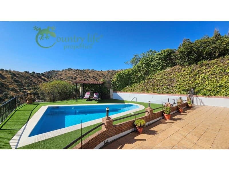 3 soveværelse Villa til salg i Vinuela - € 559.000 (Ref: 9118971)