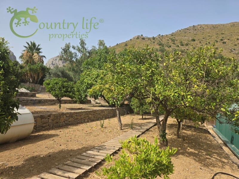 3 soverom Villa til salgs i Alcaucin - € 385 000 (Ref: 9166078)