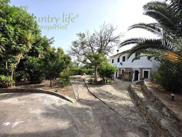 3 sovrum Villa till salu i Venta Baja, Alcaucín - 385 000 € (Ref: 9166078)