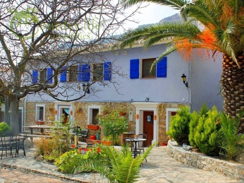 3 soverom Villa til salgs i Alcaucin - € 385 000 (Ref: 9166078)