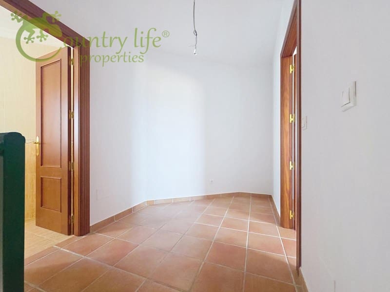 3 soverom Hus til salgs i Alcaucin - € 195 000 (Ref: 9173448)