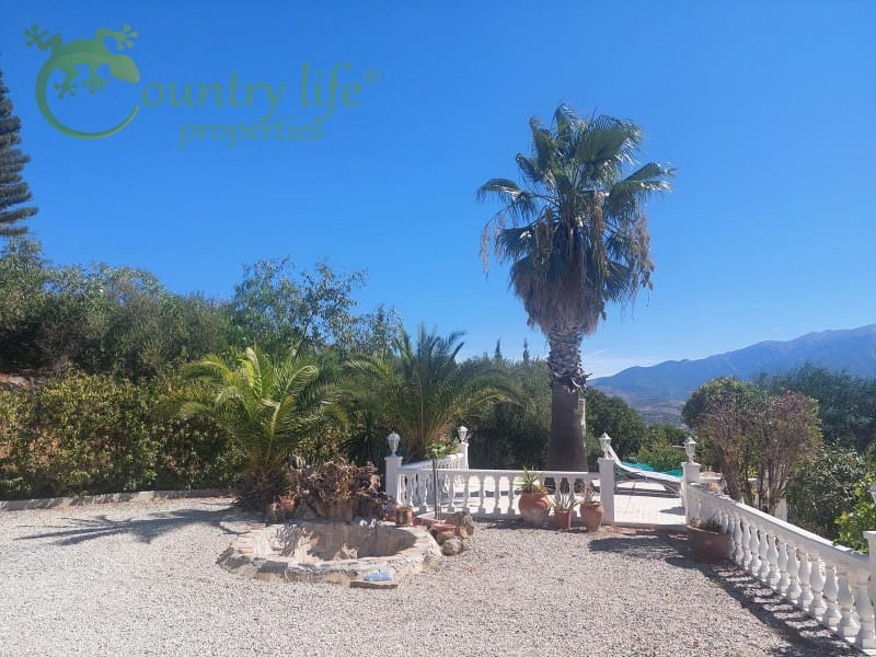 4 soverom Villa til salgs i Vinuela - € 389 000 (Ref: 9191048)