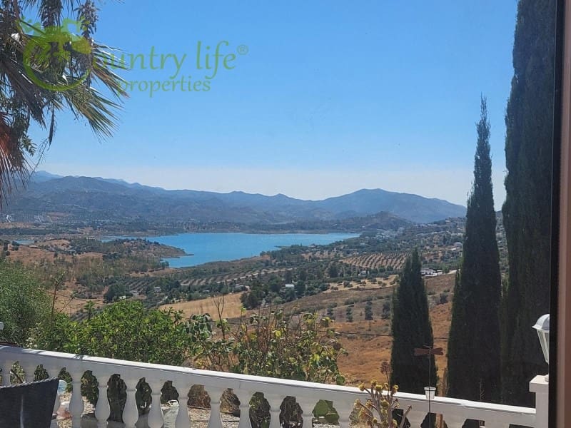 4 soverom Villa til salgs i Vinuela - € 389 000 (Ref: 9191048)