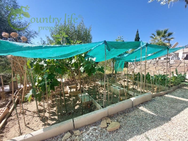 4 soverom Villa til salgs i Vinuela - € 389 000 (Ref: 9191048)