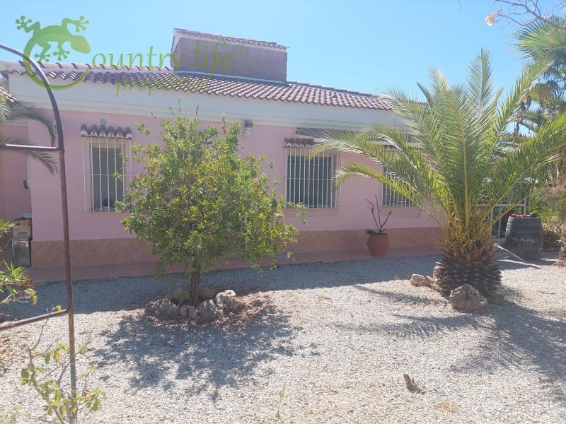 4 soverom Villa til salgs i Vinuela - € 389 000 (Ref: 9191048)