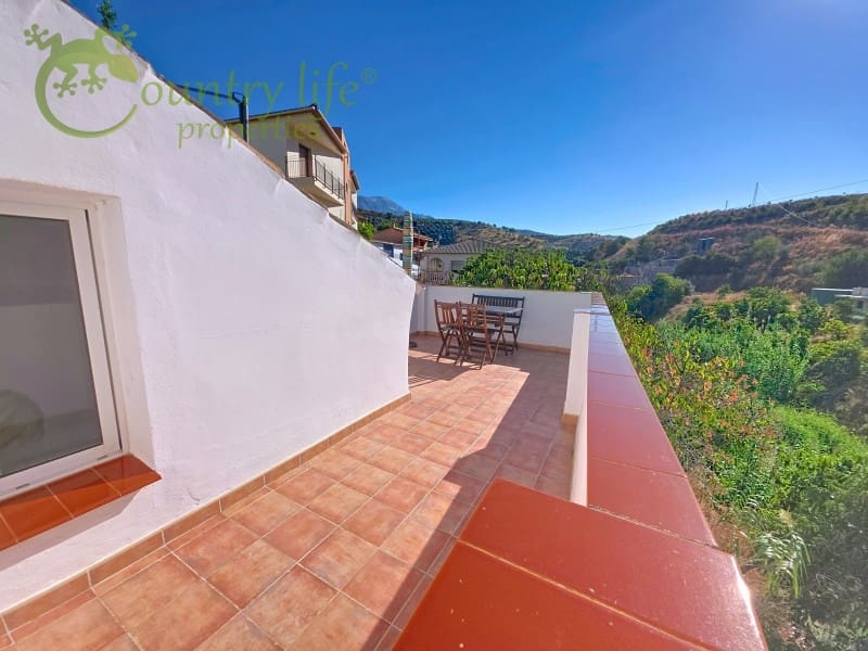 3 soveværelse Byhus til salg i Vinuela - € 169.000 (Ref: 9253728)