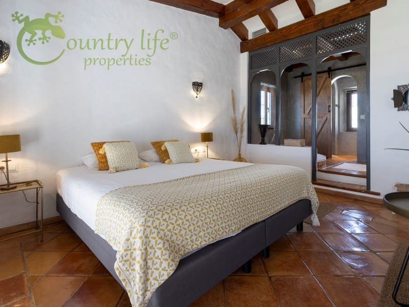 13 chambre Villa/Maison à vendre à Villanueva de la Concepcion - 2 300 000 € (Ref: 9262843)