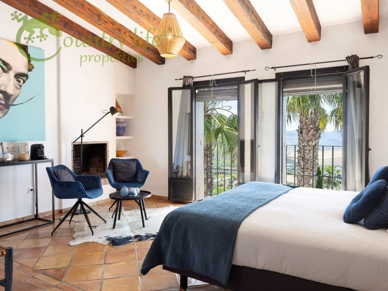 13 chambre Villa/Maison à vendre à Villanueva de la Concepcion - 2 300 000 € (Ref: 9262843)