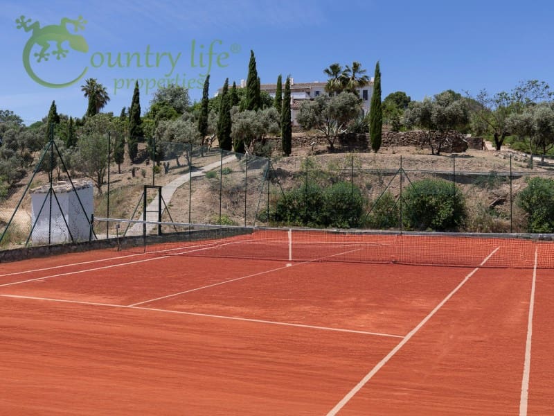 13 chambre Villa/Maison à vendre à Villanueva de la Concepcion - 2 300 000 € (Ref: 9262843)