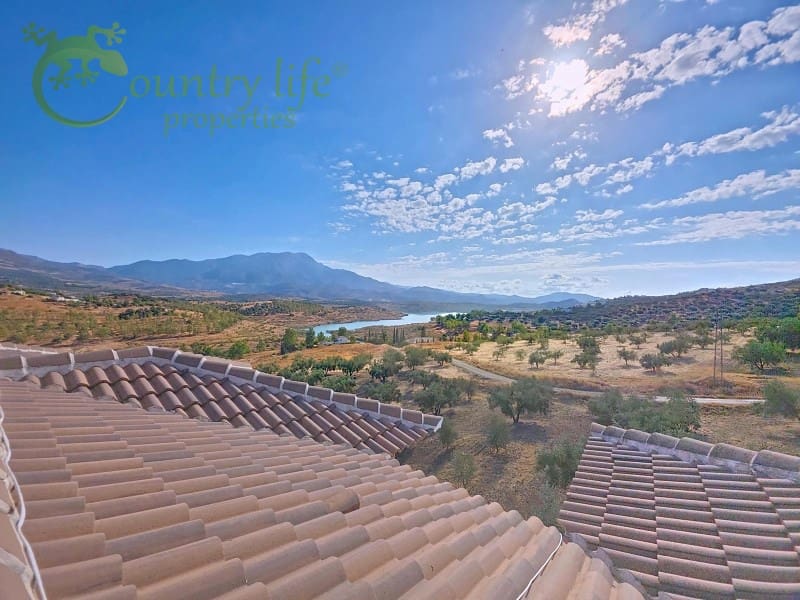 4 bedroom Villa for sale in Vinuela - € 795,000 (Ref: 9265498)