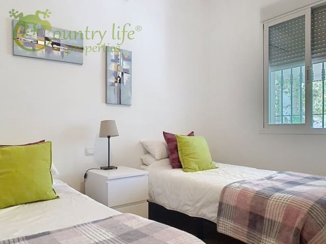 4 sovrum Villa till salu i Comares - 349 000 € (Ref: 9285097)