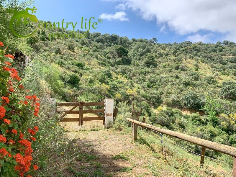 3 makuuhuone Huvila myytävänä paikassa Colmenar - 825 000 € (Ref: 9317713)