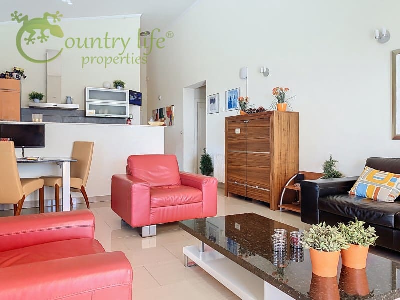 4 slaapkamer Villa te koop in Competa - € 399.000 (Ref: 9356324)