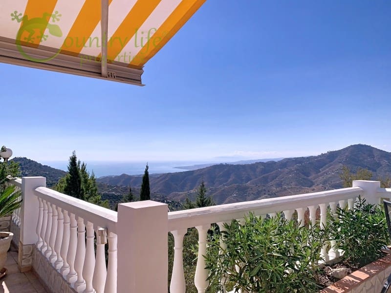 4 slaapkamer Villa te koop in Competa - € 399.000 (Ref: 9356324)