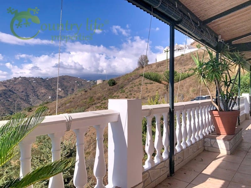 4 slaapkamer Villa te koop in Competa - € 399.000 (Ref: 9356324)