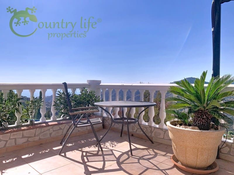 4 slaapkamer Villa te koop in Competa - € 399.000 (Ref: 9356324)