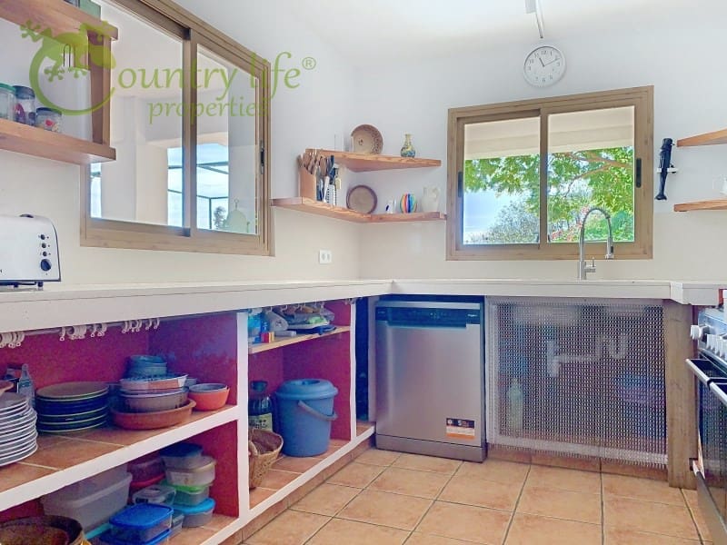 5 sovrum Villa till salu i Comares - 995 000 € (Ref: 9386006)