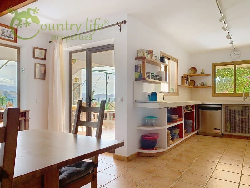 5 sovrum Villa till salu i Comares - 995 000 € (Ref: 9386006)