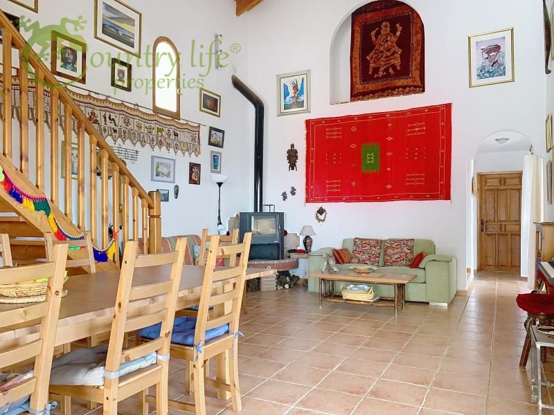 5 sovrum Villa till salu i Comares - 995 000 € (Ref: 9386006)