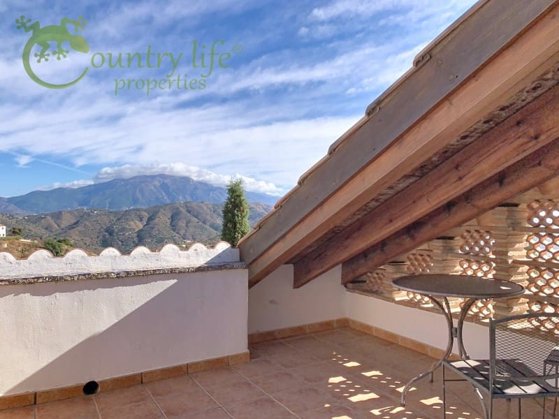 5 sovrum Villa till salu i Comares - 995 000 € (Ref: 9386006)