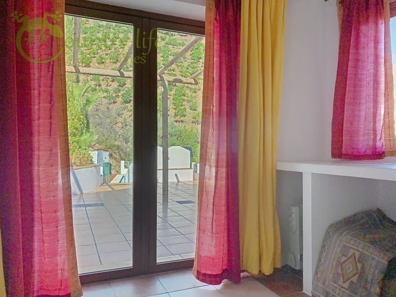 5 sovrum Villa till salu i Comares - 995 000 € (Ref: 9386006)