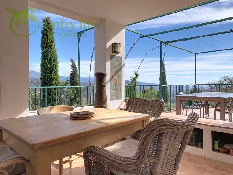 5 sovrum Villa till salu i Comares - 995 000 € (Ref: 9386006)